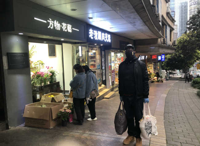 Mar. 16, Difficult Choices (A Canadian's Diary Inside Chongqing During the COVID-19 Home Quarantine)