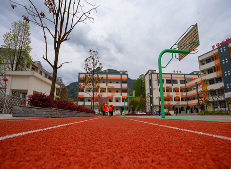 Zhongyi Primary School Embodies the Story of Rural Development in Education - James' Vlog