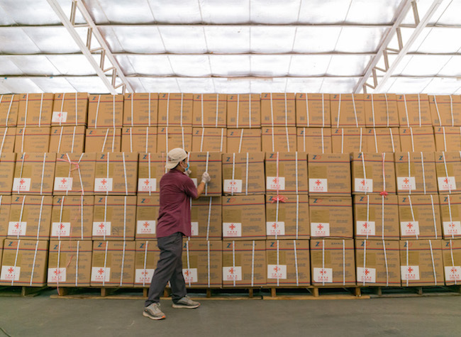 COVID-19 Update: Preventing and Controlling COVID-19 at Home and Safeguarding Health is China's Top Priority