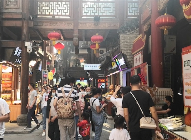 Stable and Orderly Cultural Tourism Market on May 1 in Chongqing