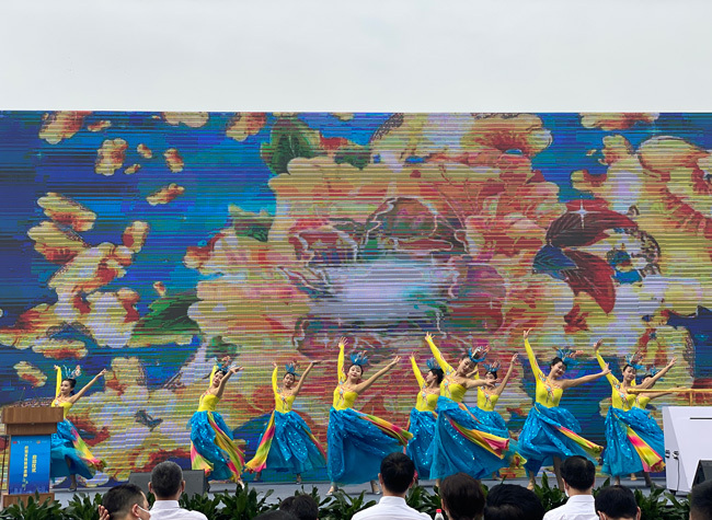 Good News! 1.2 Million Free Travel Tickets For Sichuan and Chongqing Citizens