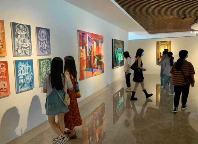 2020 Blooming June Art Exhibition Opens For Alumni of the Sichuan Fine Arts Institute