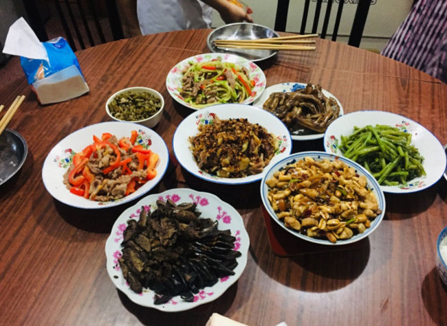 A Very Special GaoKao, the Story of an Ordianry Family in Chongqing