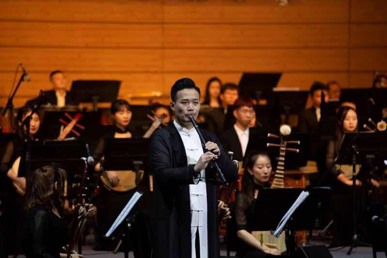 The traditional orchestral concert Ba Yin Shu Yun — Traditional Chinese Music Carnival in Chongqing Guotai Arts Center.