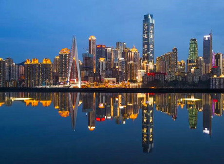 Your Preference for Chongqing - The Resplendent Skyline of Day, or the Nocturnal Radiance of City Lights?
