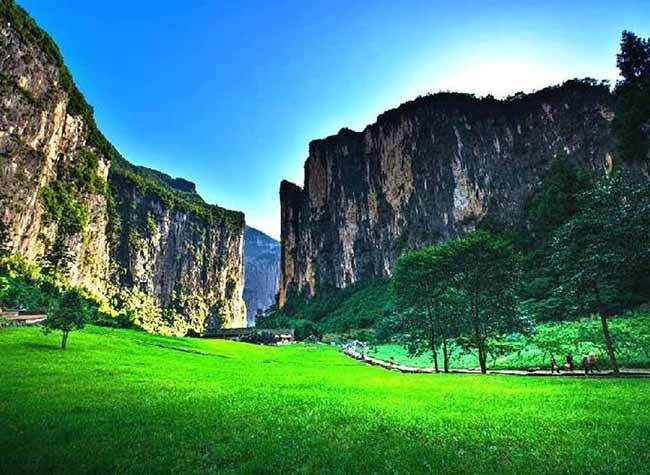 Cooling off yourself at these places after Slight Heat