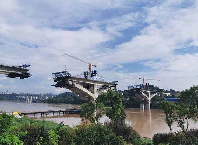 Chongqing Accelerates Transportation Construction