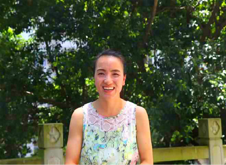 I Love Your Smile! Brine Egg Beauty Runs Service Station on the Road to Prosperity