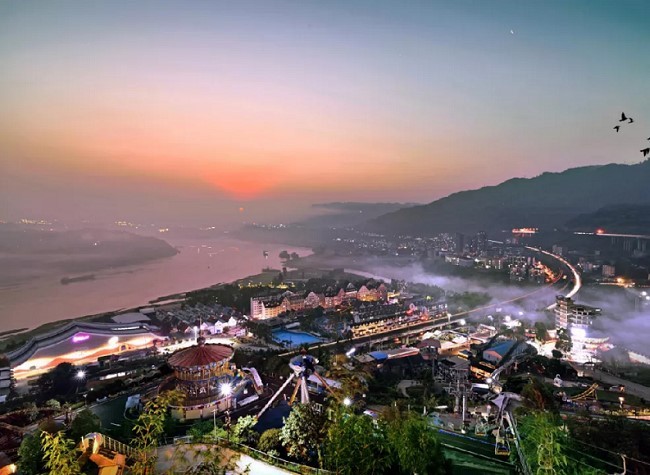 Drink Beer and Enjoy Music - Night Life Fesitval in Fuling on Aug. 14