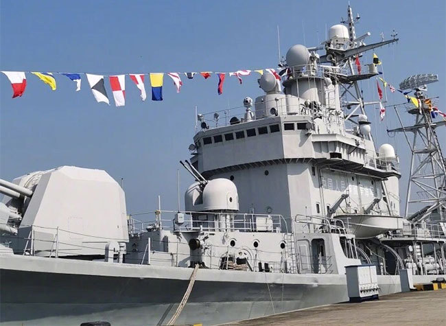 Zhuhai (Type 051) Destroyer to Settle in Chongqing Jianchuan Museum