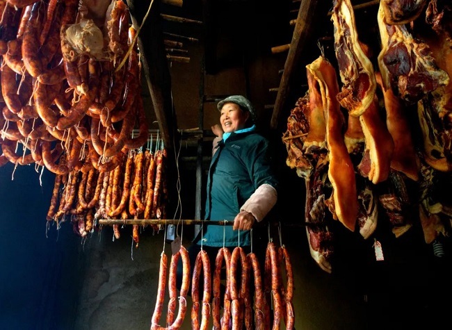 Chengkou Livestream: Broadcast Its Rich History and Tasty Food