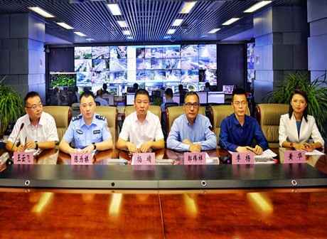 Group Interview: How Does Smart City Operate in Chongqing?