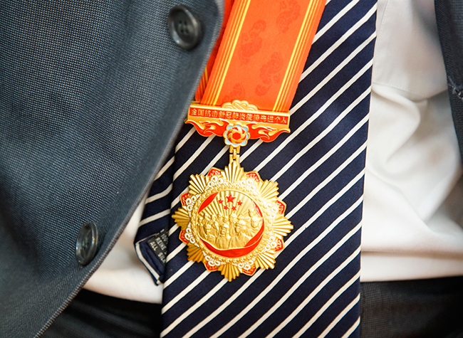 Chongqing's COVID-19 Heroes Recognized in Beijing