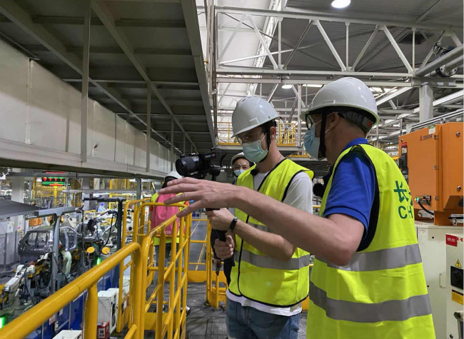 Smart Manufacturing at Chang'an Automobile Impresses YouTubers