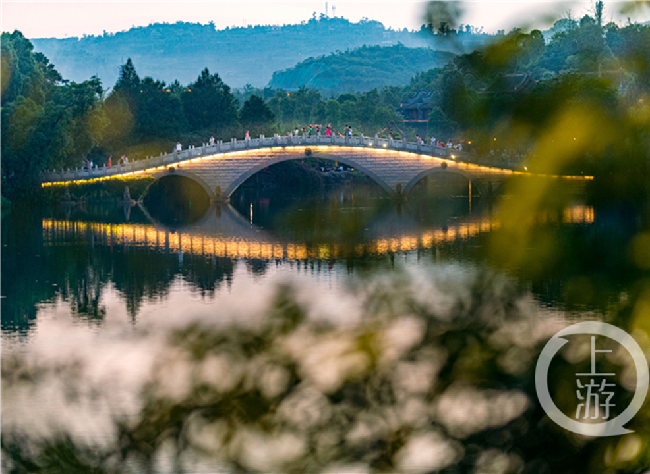 Enjoy Your Mid-Autumn Festival and National Day Holidays in Bishan