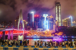 Chongqing's Consumer Market Keeps Picking Up Due to Booming Holiday Economy