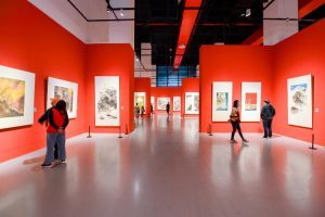 Paintings about Snow Mountains on Plateaus Displayed in Chongqing Art Museum