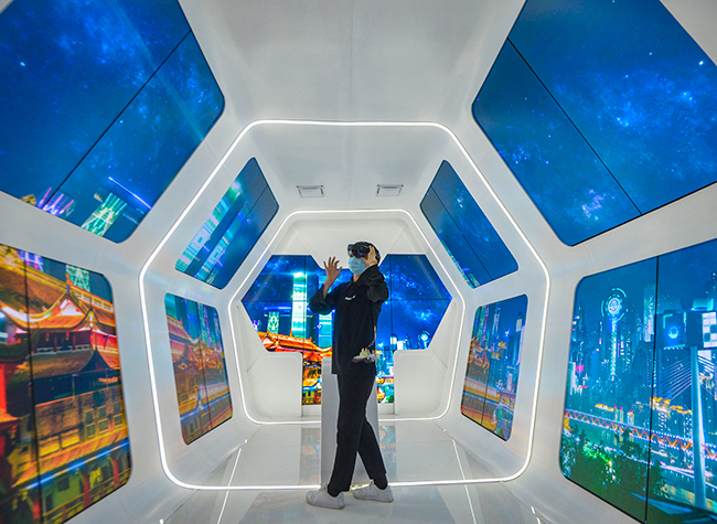 Smart City Pavilion Welcomes Streams of Visitors for Cool Technologies