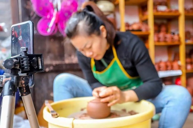 Enjoy Fantastic Autumn Scenery in Chongqing on Weekend Tour Routes