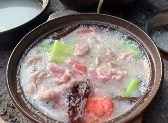A Mixian Restaurant, Hidden in the Old Street of Shuitu
