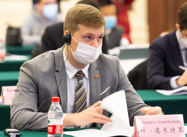 Dzmitry Yemelyanau: Impressed by Chongqing's Success on Epidemic Control and Flood Recovery