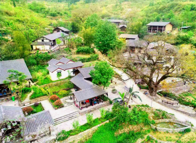 China's Chongqing Transforms Heavy Industry into Beautiful Ecological Villages