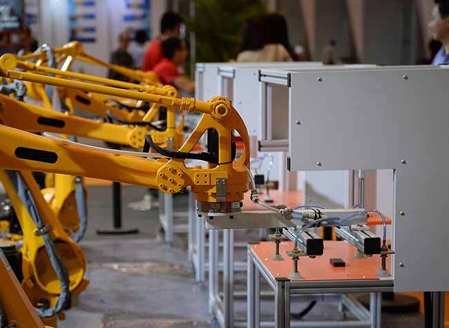 Expert : Upgraded Liangjiang New Area to Serve National Strategy