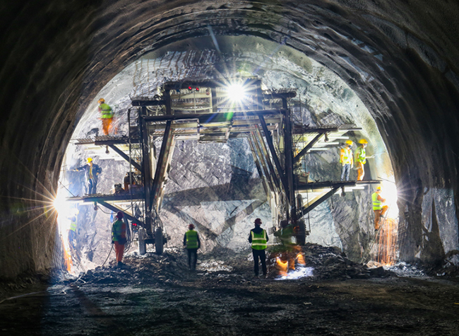 Chongqing Engineering Projects Adopt Digital Construction Models by 2025