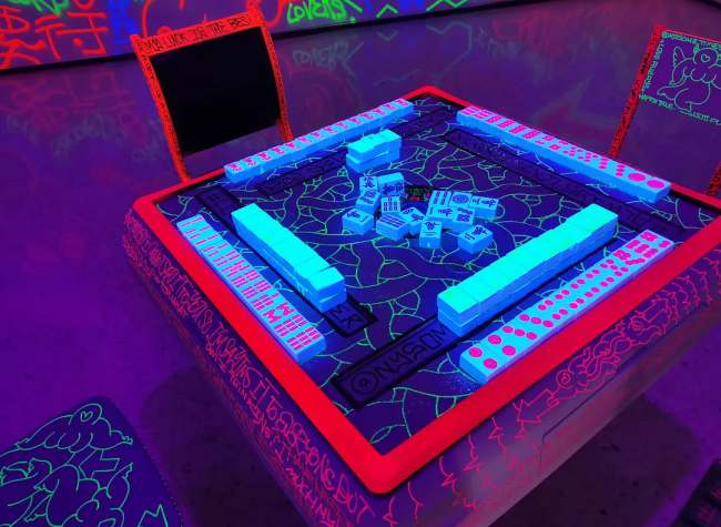 Turning off Lights for Graffiti, and Playing Mahjong in an Art Museum?