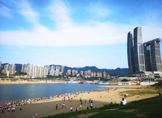 Chongqing's 'Maldives' Reopens after Last Year's Massive Flood