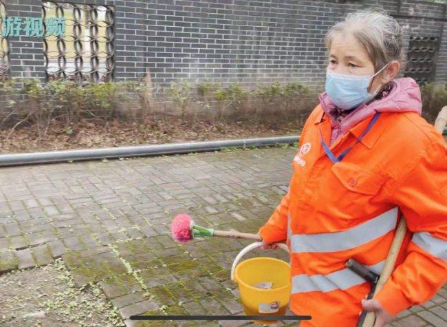 Staying Put Stories | A Long Distance Call to Inner Mongolia's Left-Behind Father