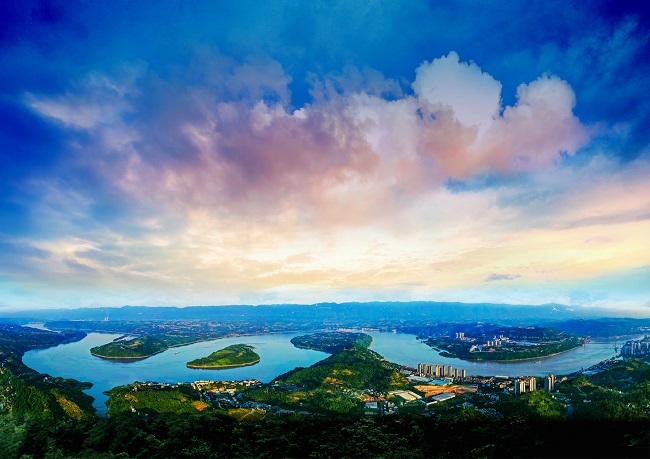 Three Gorges Resevoir to Integrate Regions for Better Development