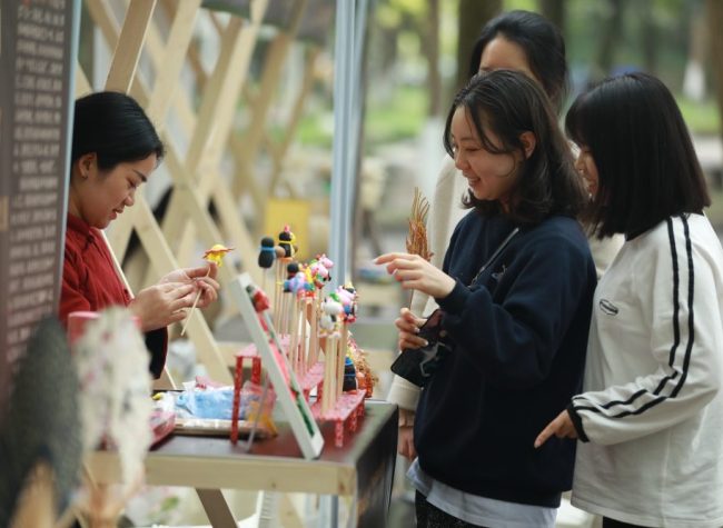 Southwest University Hosts Exhibition on Intangible Cultural Heritage