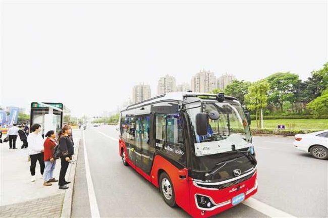 Smarter Streets: Level 4 Self-driving Middle Buses in SW China
