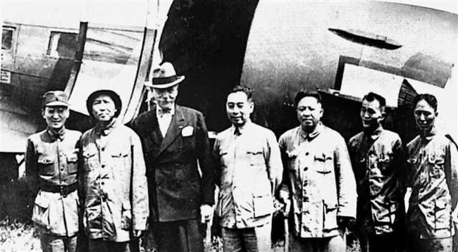 Chongqing Negotiations: Drive Forward the Development of Democratic Forces