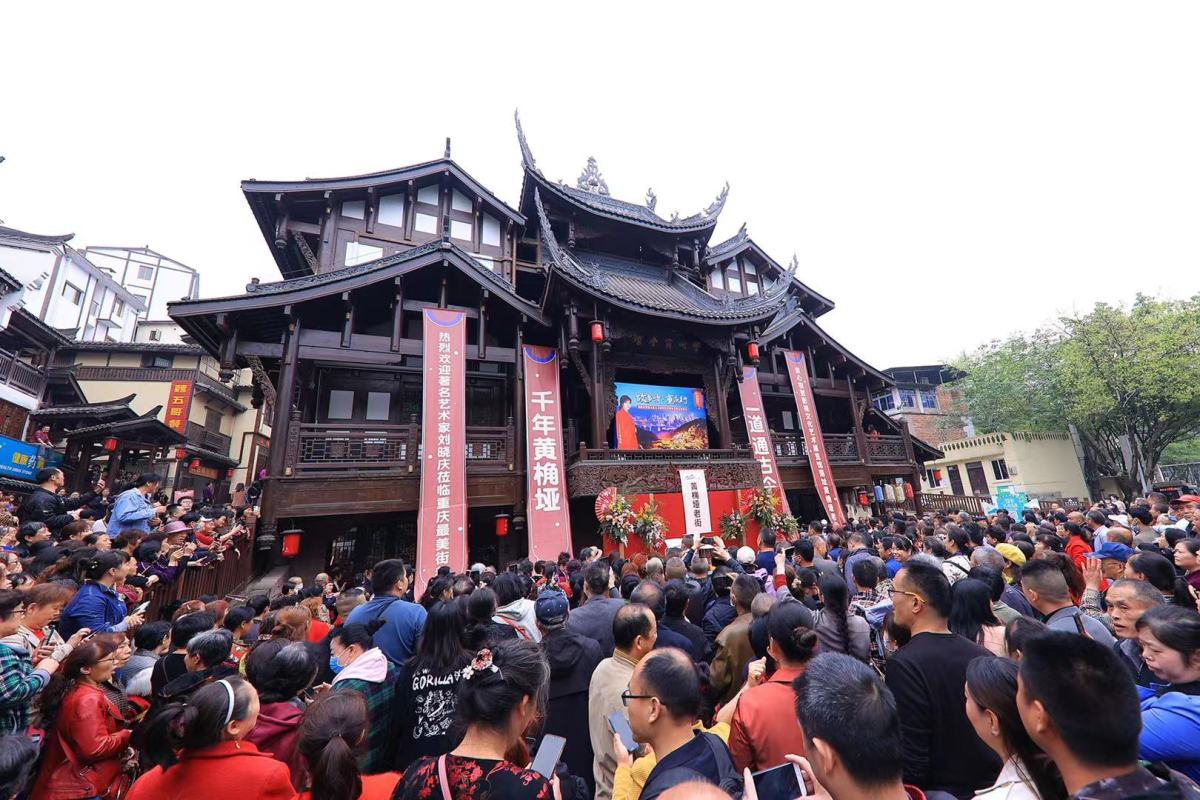  Liu Xiaoqing Film and Television Culture and Art Exhibition Hall has been officially settled in Yunnan Commodity Hall on the Huangjueya Old Street. 