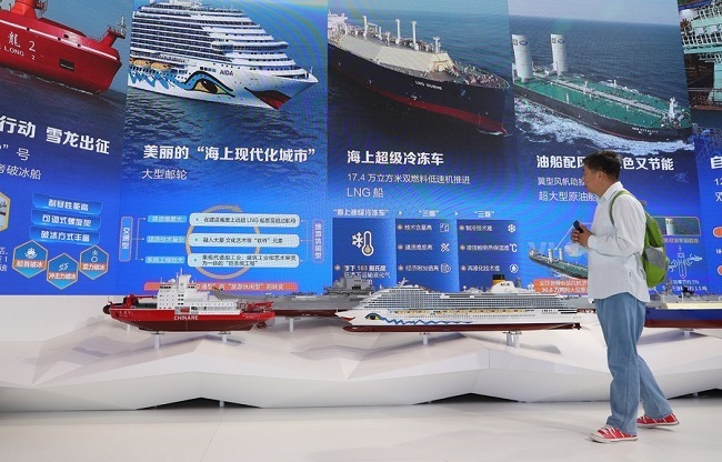 Chongqing Made Efforts to Promote New Industry Brands to the World