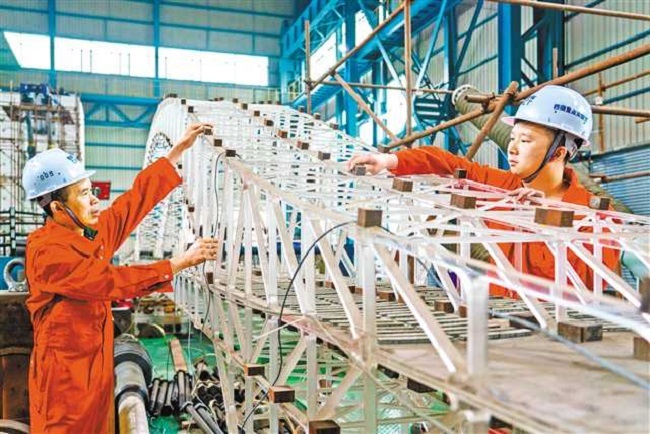 Chongqing Lab Completes Seismic Test of Hong Kong-Zhuhai-Macao Bridge