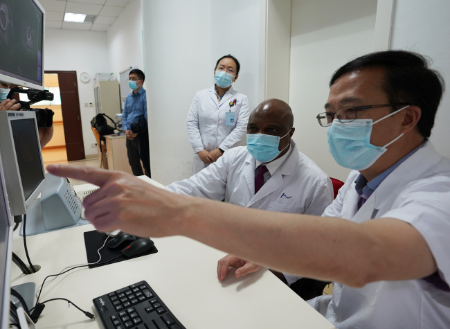 Zambian Counselor Learned Advanced Medical Tech in Chongqing