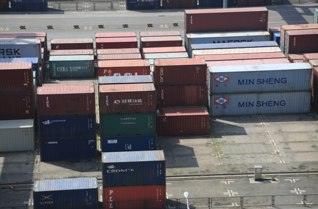 China's Chongqing Combining Industrial Belt, Cross-Border E-commerce