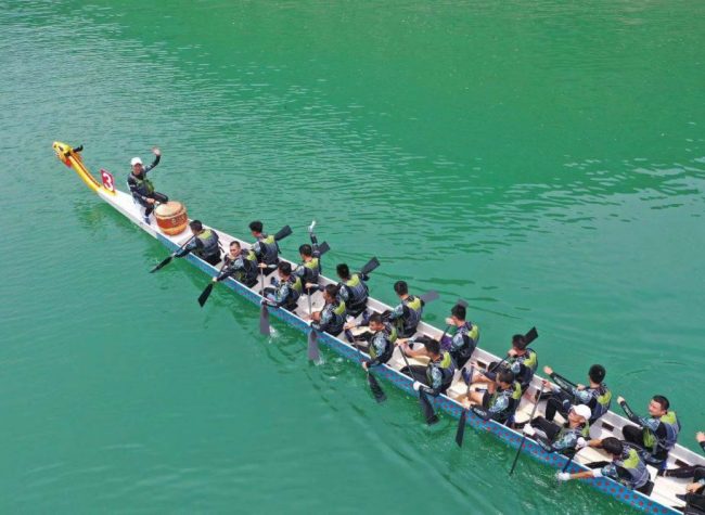 2nd Chongqing Dragon Boat Open Kicked off in Wulong ahead of Festival