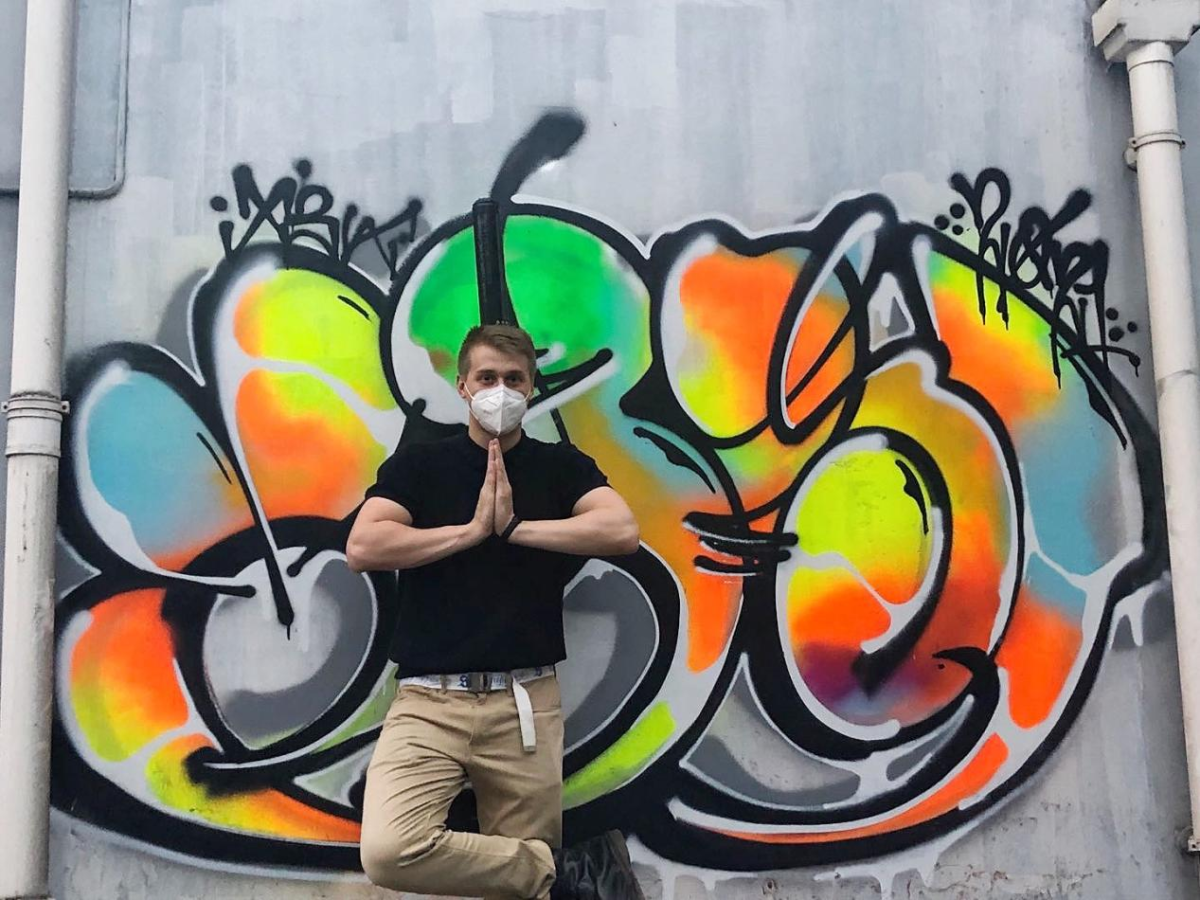 Martin with his work(Caro\iChongqing)