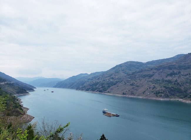 Story of the First Island in Yangtze River Chongqing Section