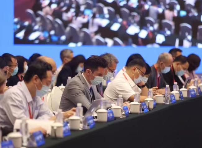 China Europe Seminar Explores Human Rights in Pandemic