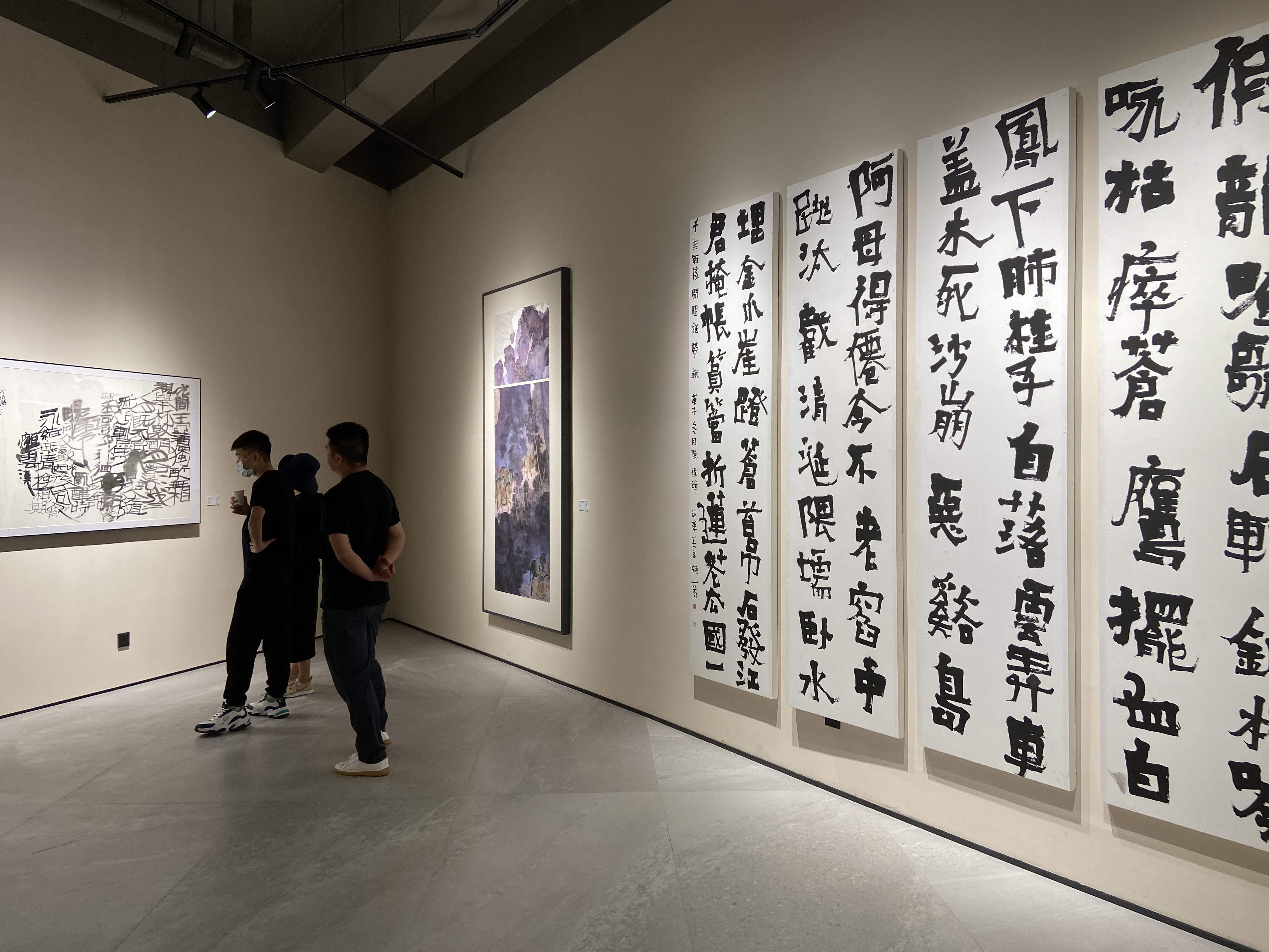Calligraphy works area of the exhibition.(Photo by Eiko Cheng/ iChongqing)