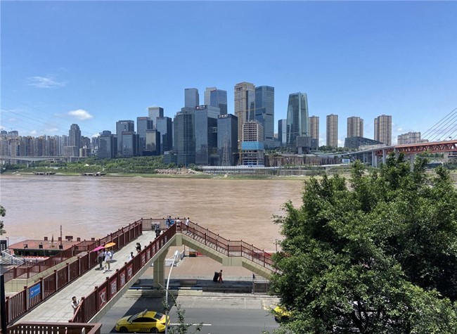 2021 Jialing River No. 1 Flood Passes Downtown Chongqing