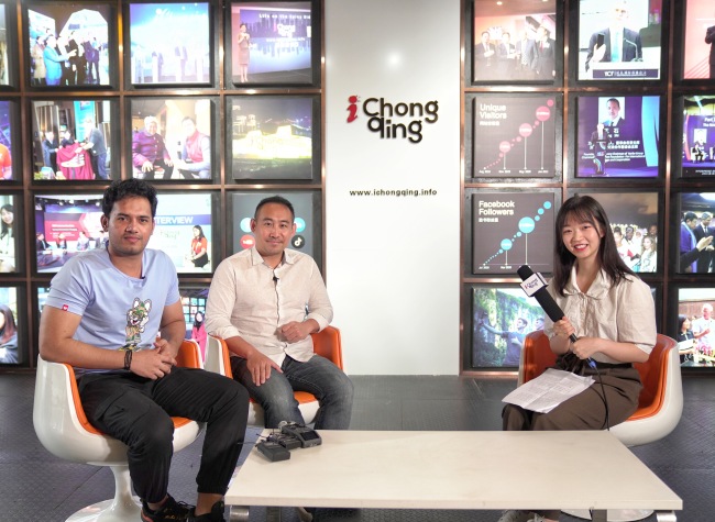 Culture Cafe: YouTubers Saahil Hussain and Noel Lee Were Blown Away by China's 3D City