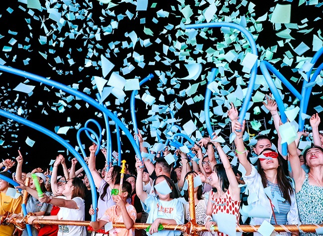 Come to Enjoy the Beer · Camping · Music Carnival Season in Fengdu Nantian Lake