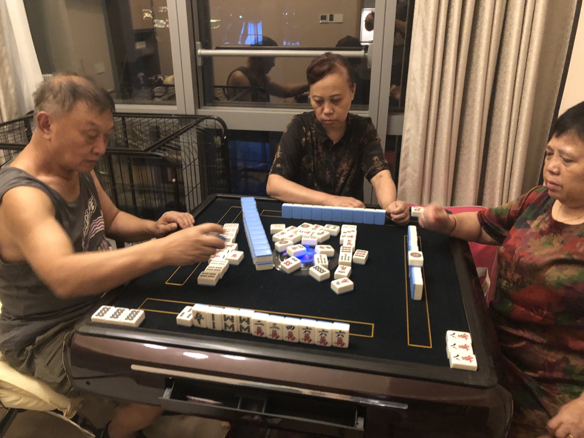 Mahjong with parents was really fun for everyone.