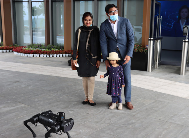 SCO Foreign Guests Amazed by Chongqing Smartization